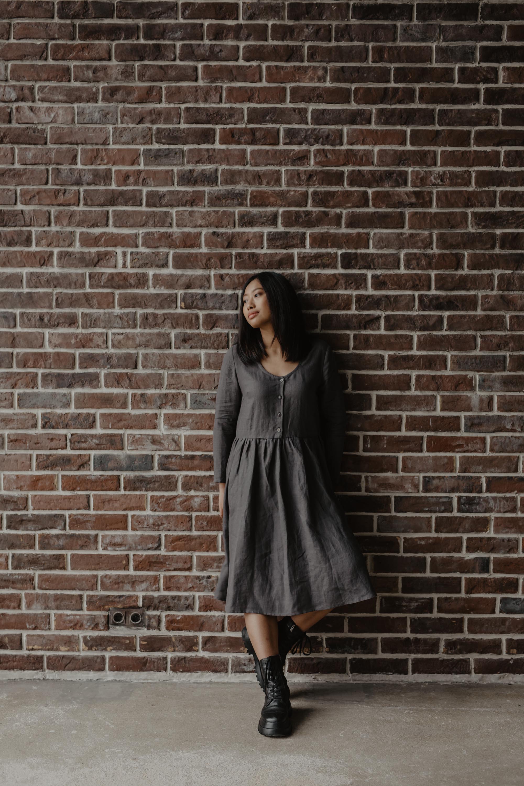Lapland mid length linen dress in Charcoal
