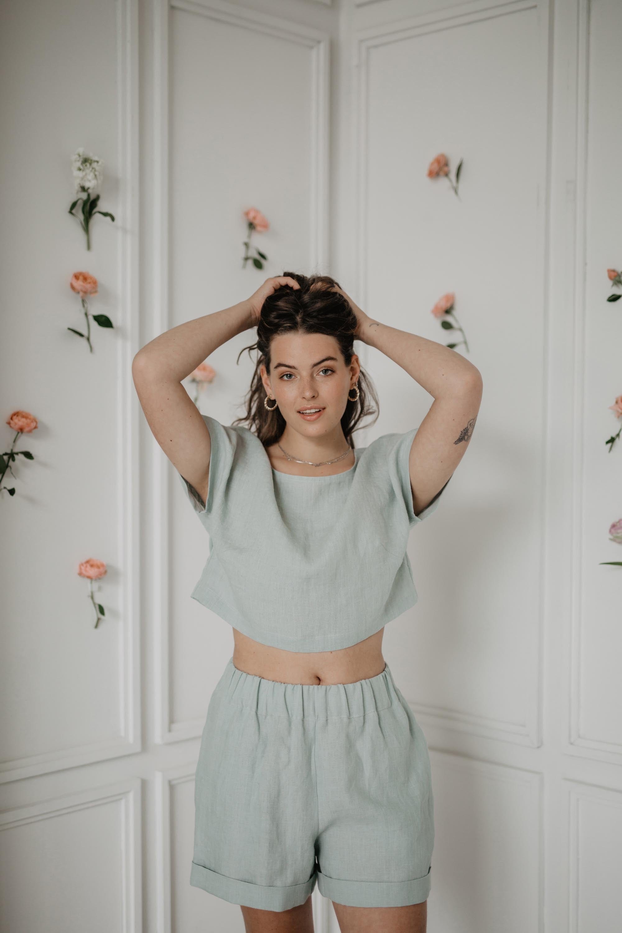 Linen crop top with buttons LISA M Sage Green