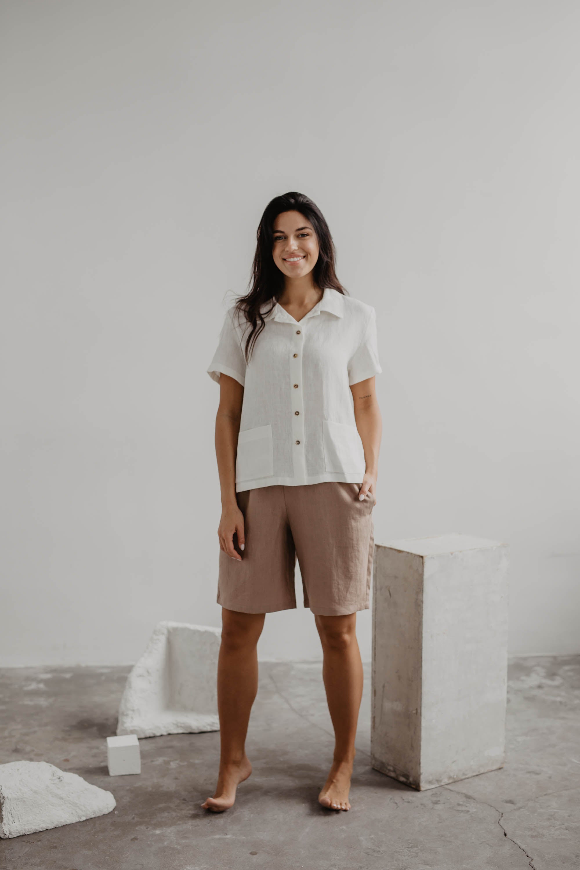 Scarlett short sleeve linen shirt in White