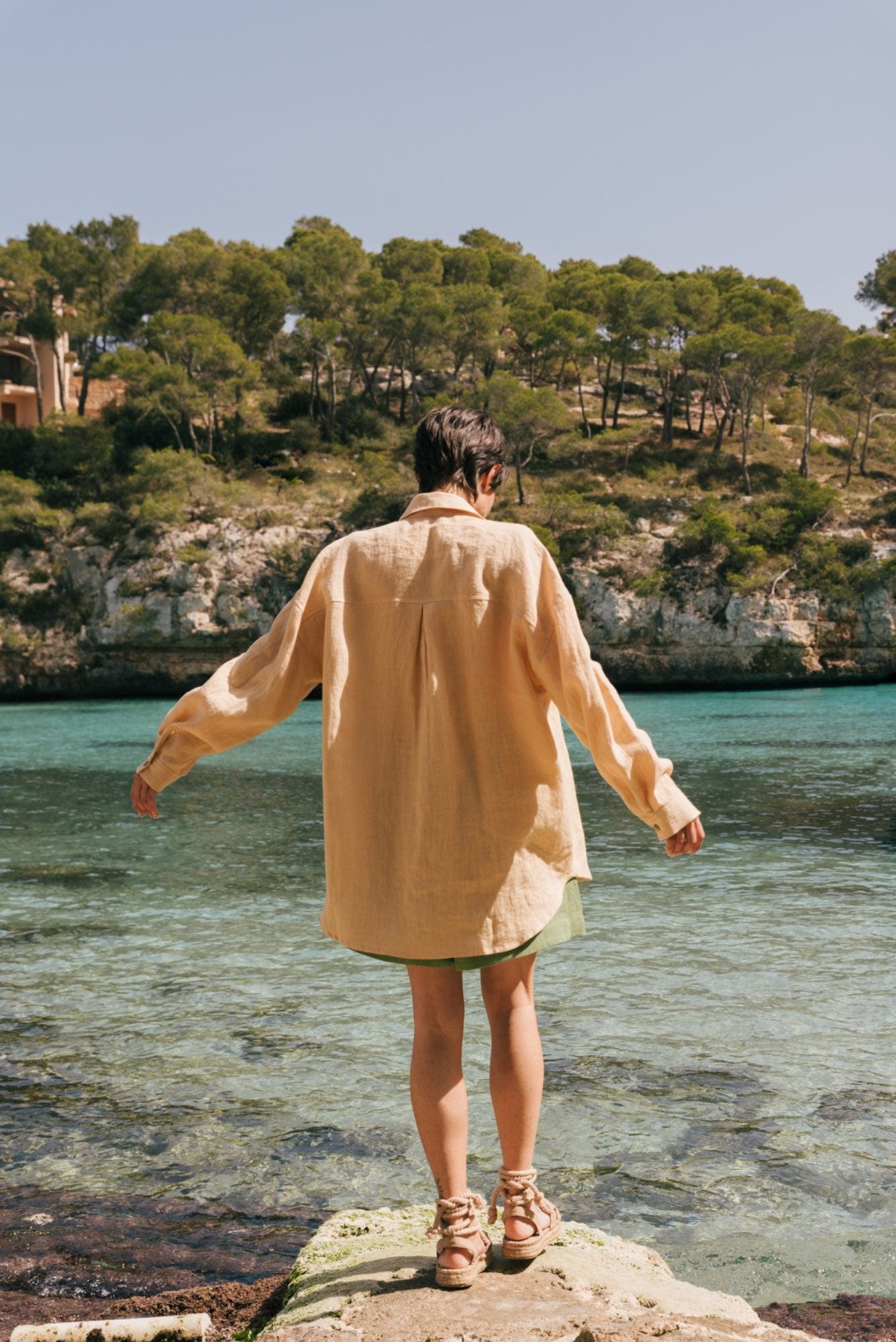 AmourLinen Linen shirt Molly oversized collar linen shirt Molly oversized collar linen shirt