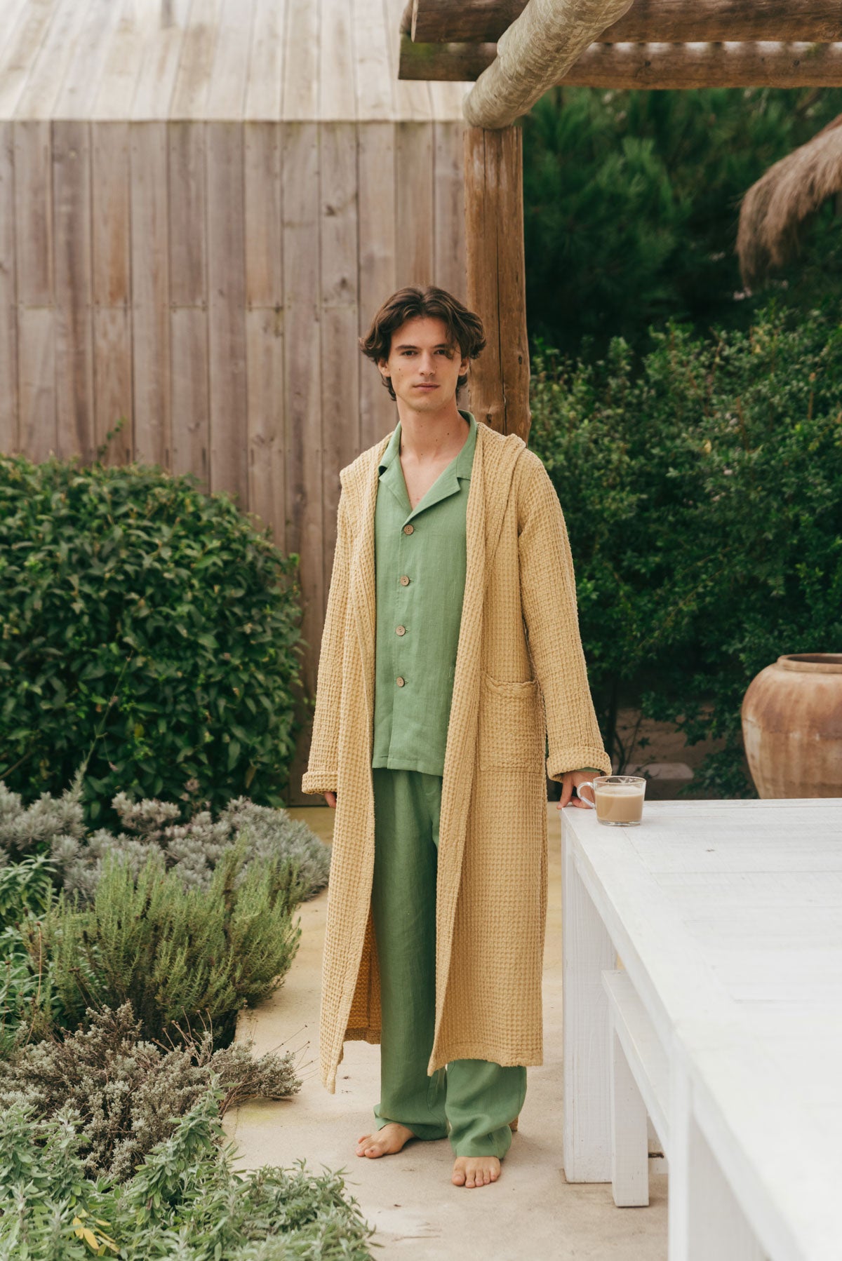 Men's linen waffle bathrobe in Mustard