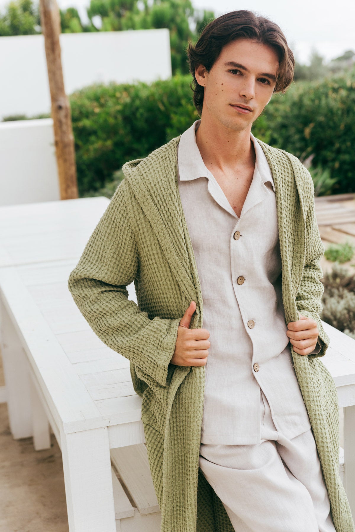 Men's linen waffle bathrobe in Moss Green