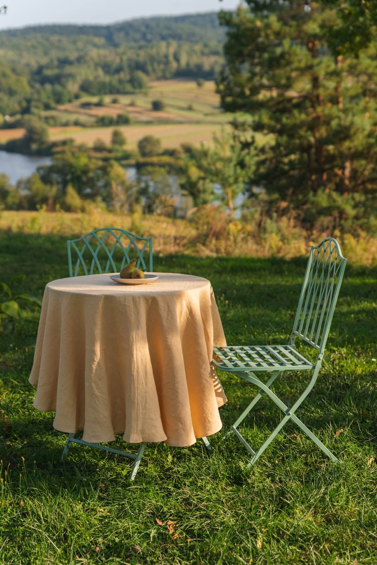 AmourLinen Round linen tablecloth Round linen tablecloth Round Linen Tablecloth | AmourLinen