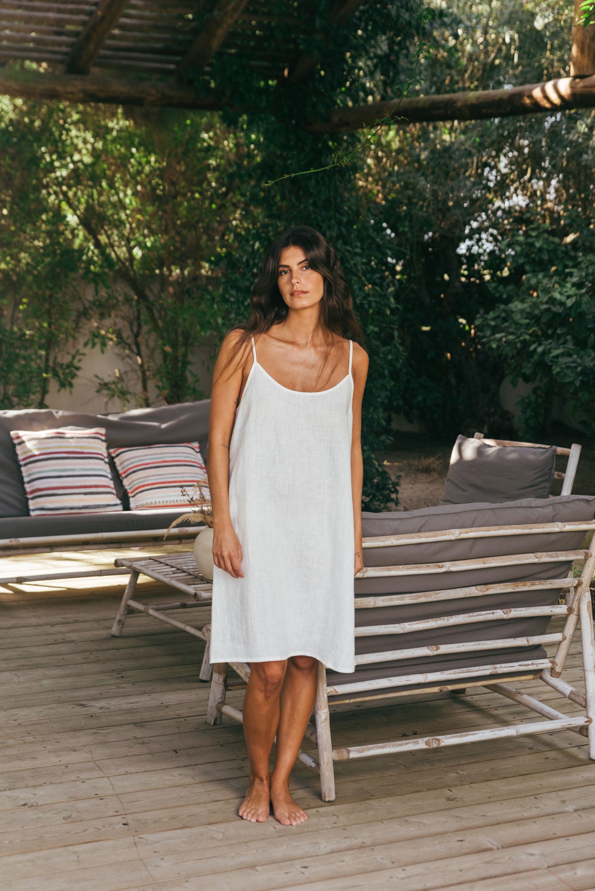 Dreamy linen night gown in White