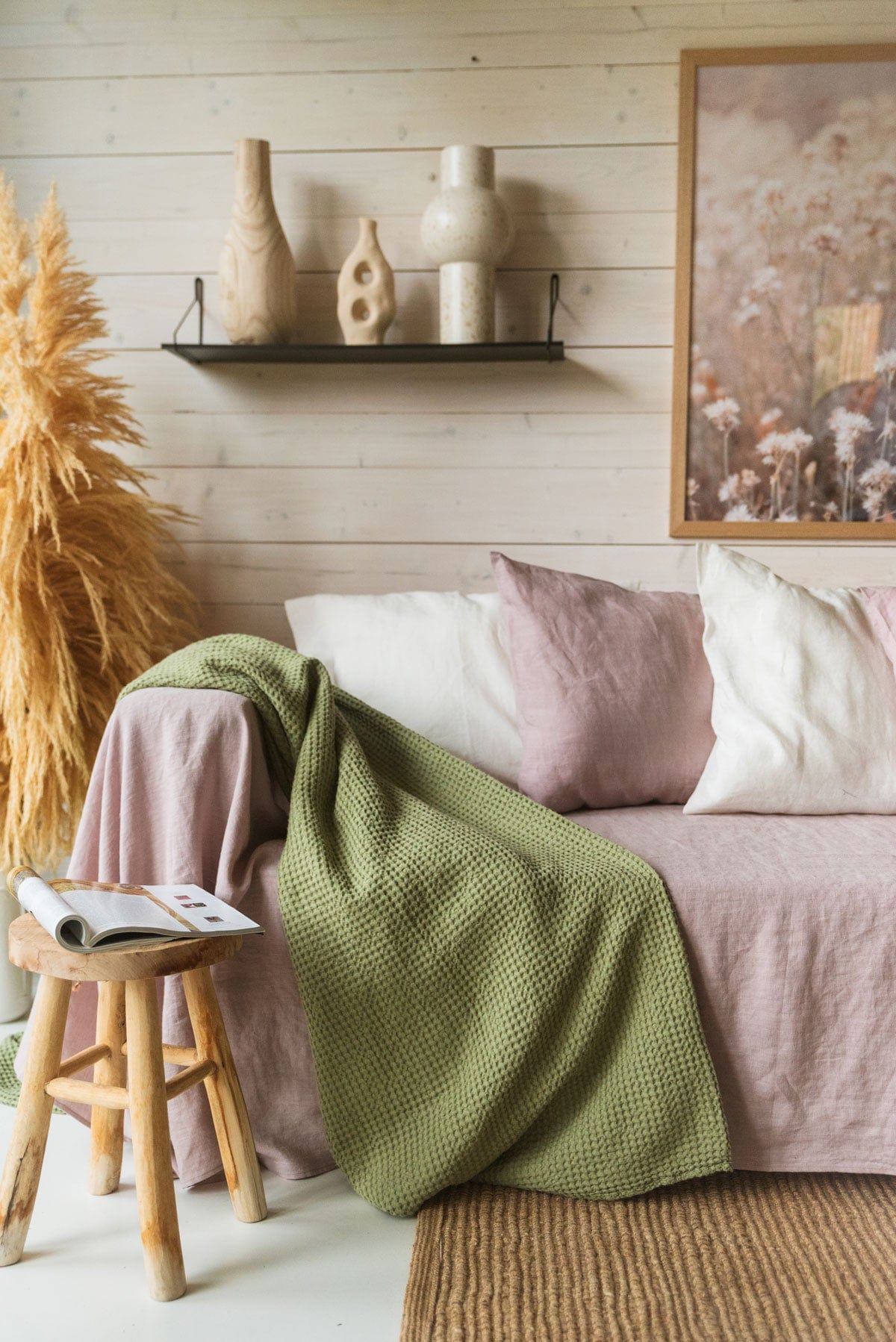 AmourLinen Linen waffle blanket Linen waffle blanket in Moss Green Linen waffle blanket in Moss Green