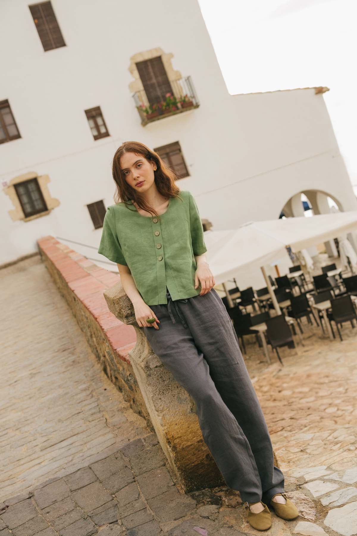 Malmo straight linen pants in Charcoal