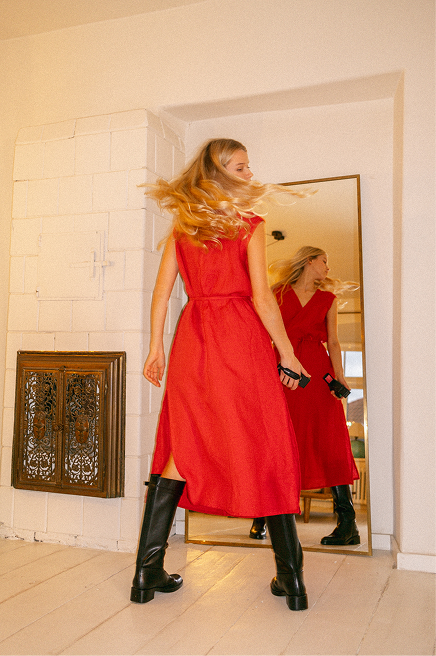 Aurora mid length linen dress in Viva Magenta