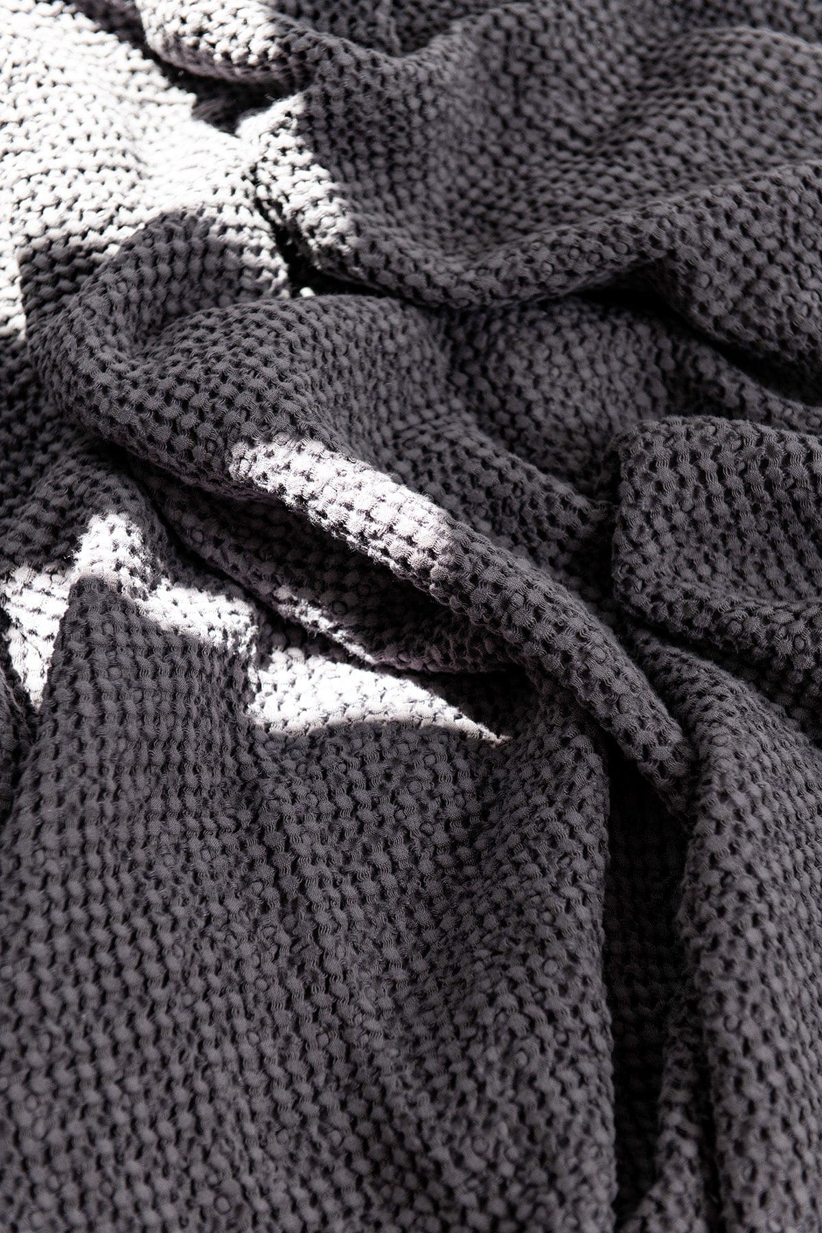 AmourLinen Linen waffle blanket Linen waffle blanket in Charcoal Linen waffle blanket in Charcoal