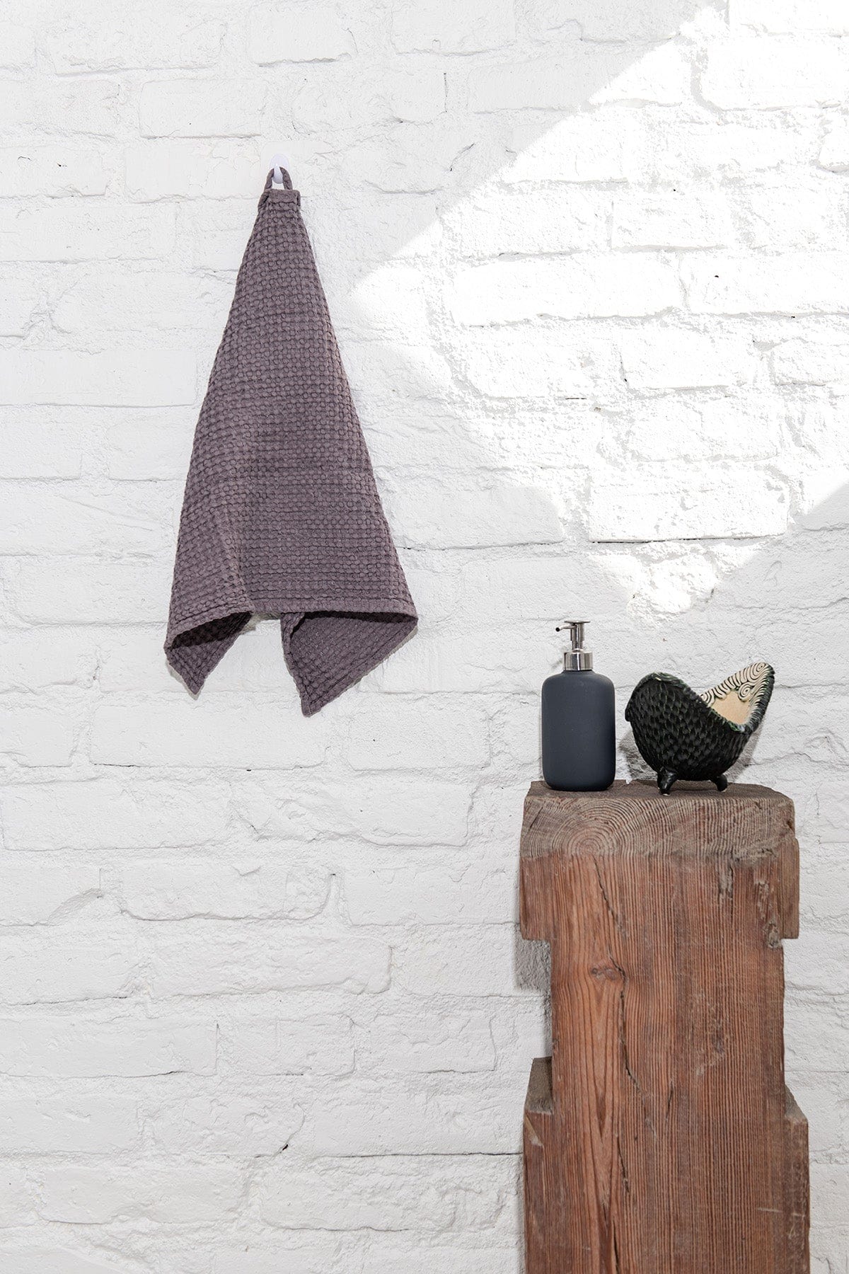 AmourLinen Linen waffle towel Waffle linen hand towel Waffle linen hand towel | AmourLinen