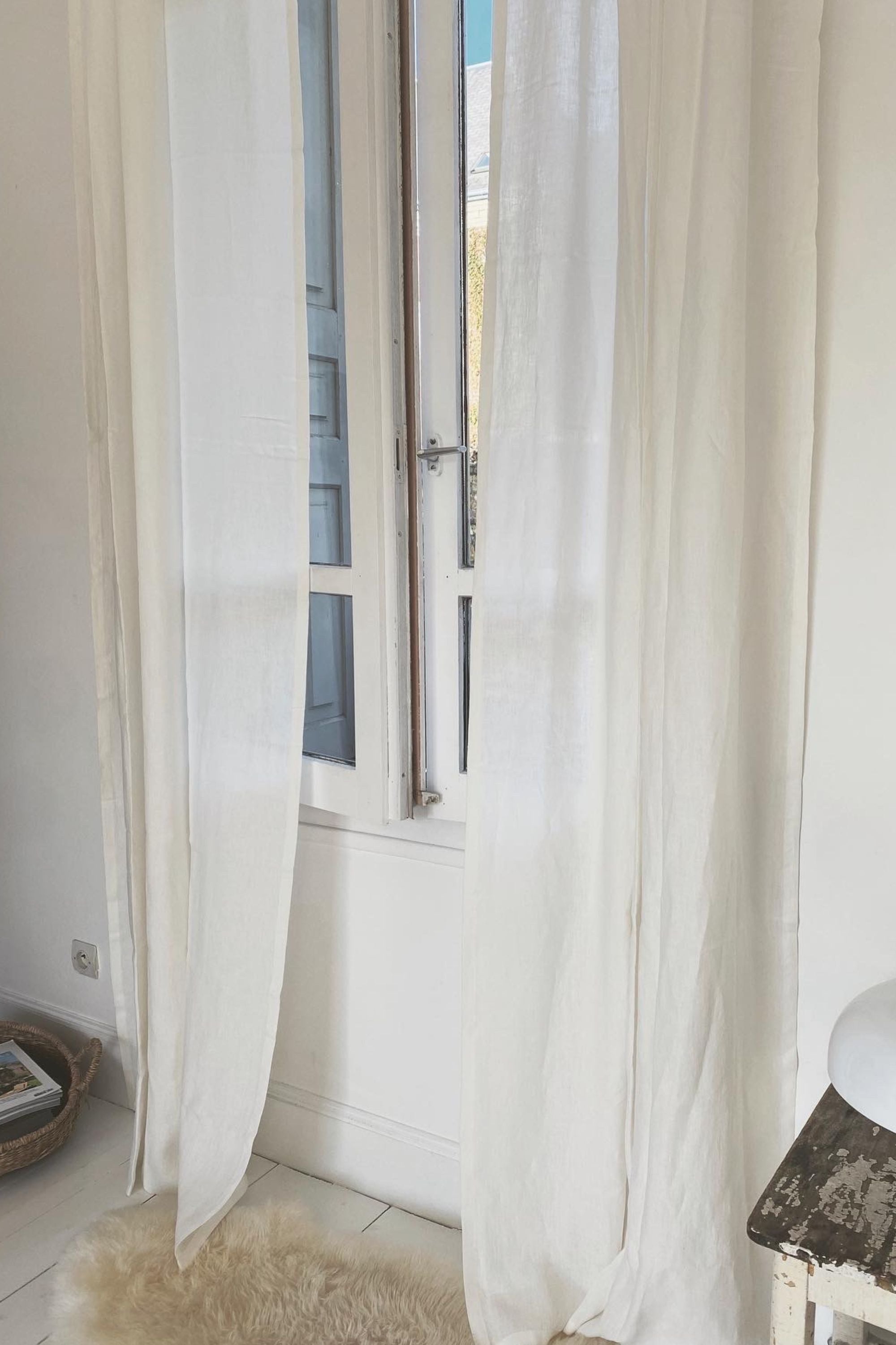 White Room With White Rod Pocket Linen Curtains