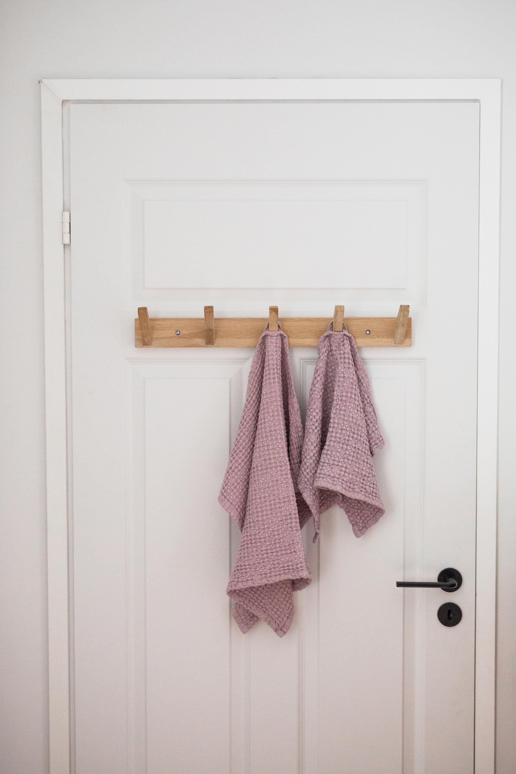 Linen face towel in Dusty Rose