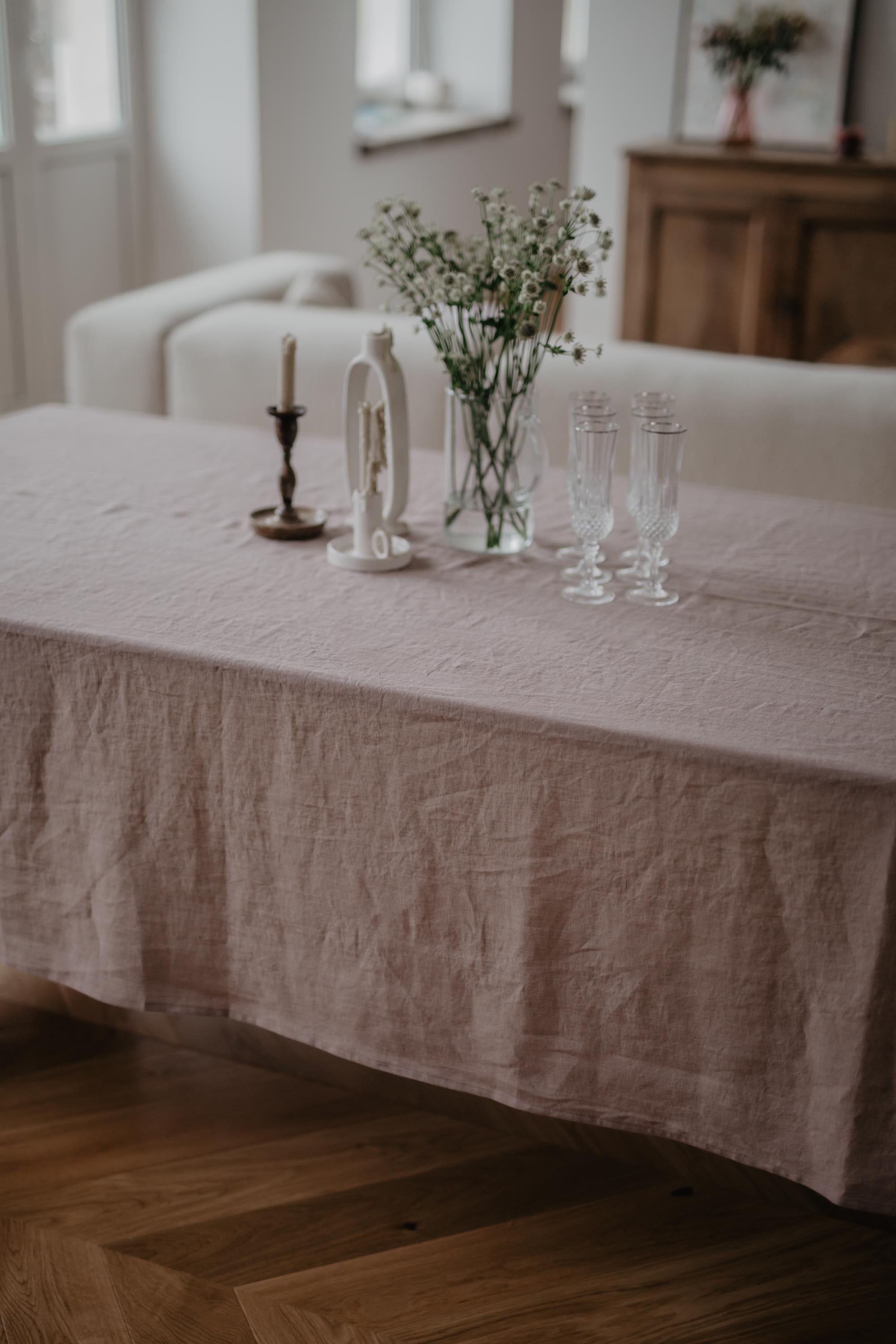 Linen tablecloth in Rosy Brown