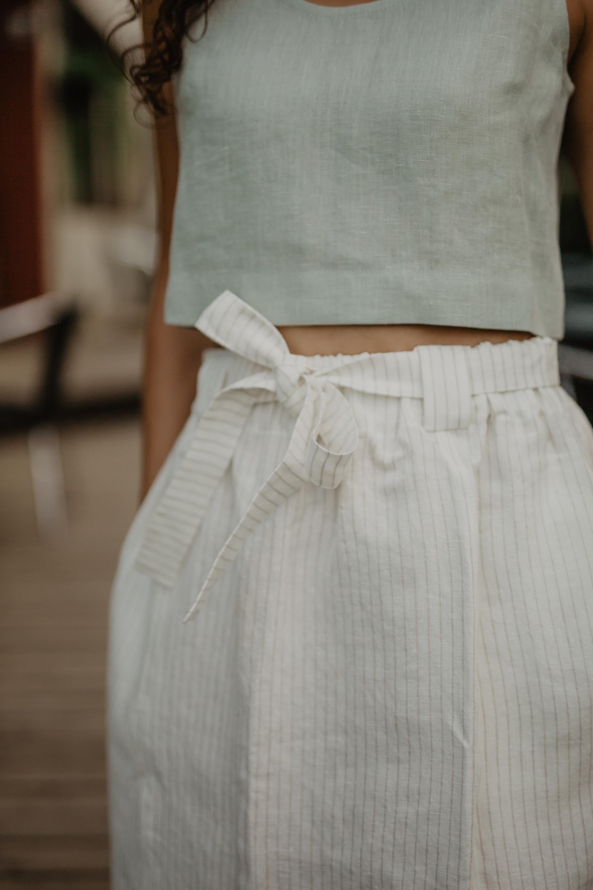Bergen mid-length linen skirt M Striped