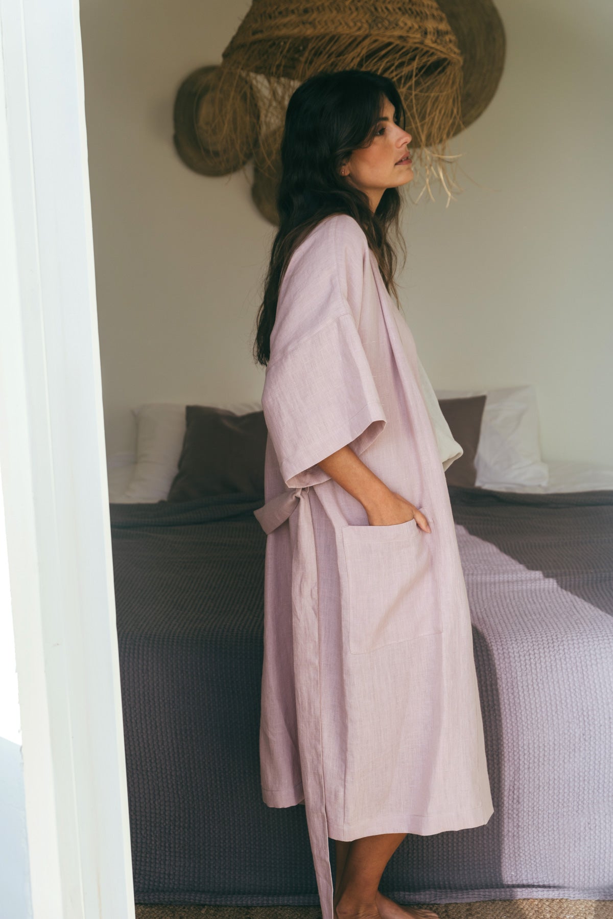 Linen bathrobe Midnight in Dusty Rose