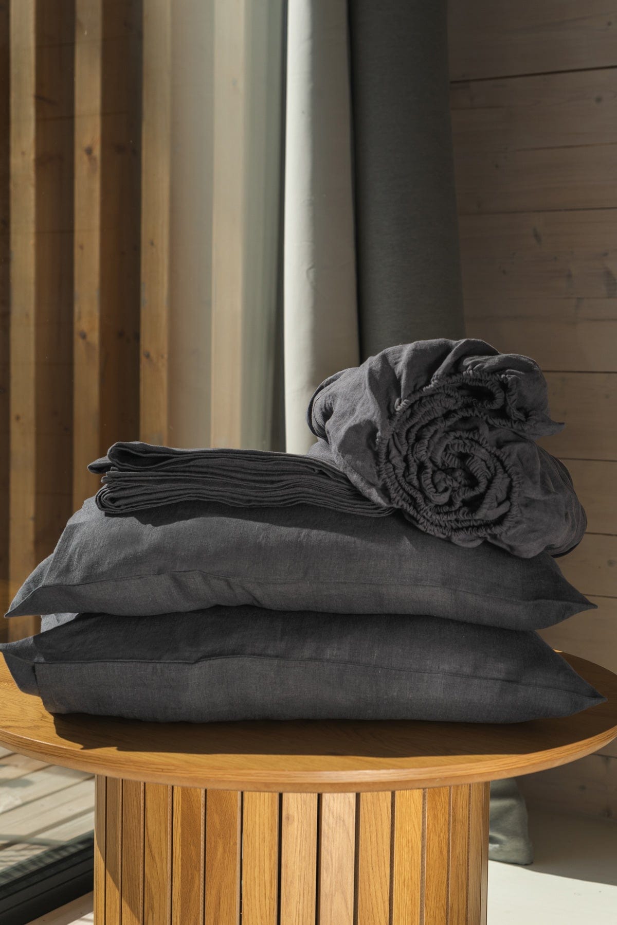 AmourLinen Linen sheets set Linen sheets set in Charcoal Linen sheets set in Charcoal