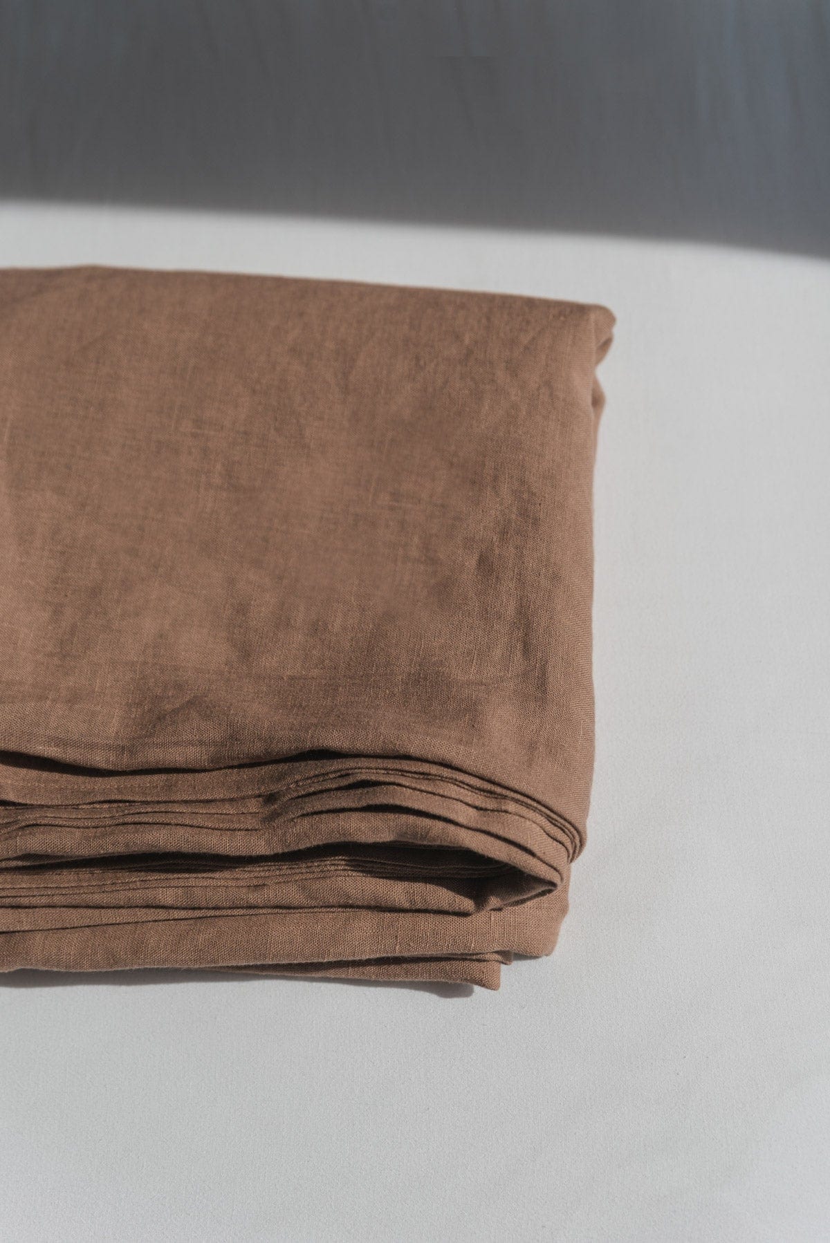 AmourLinen Linen flat sheet Linen flat sheet in Rosy Brown Linen flat sheet in Rosy Brown