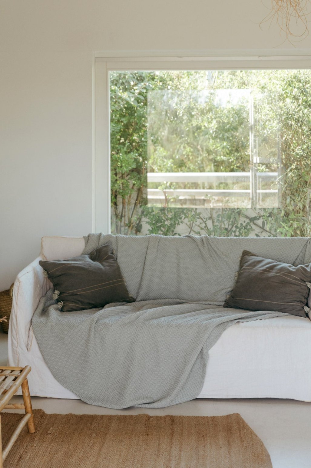 Linen waffle bed throw in Sage Green