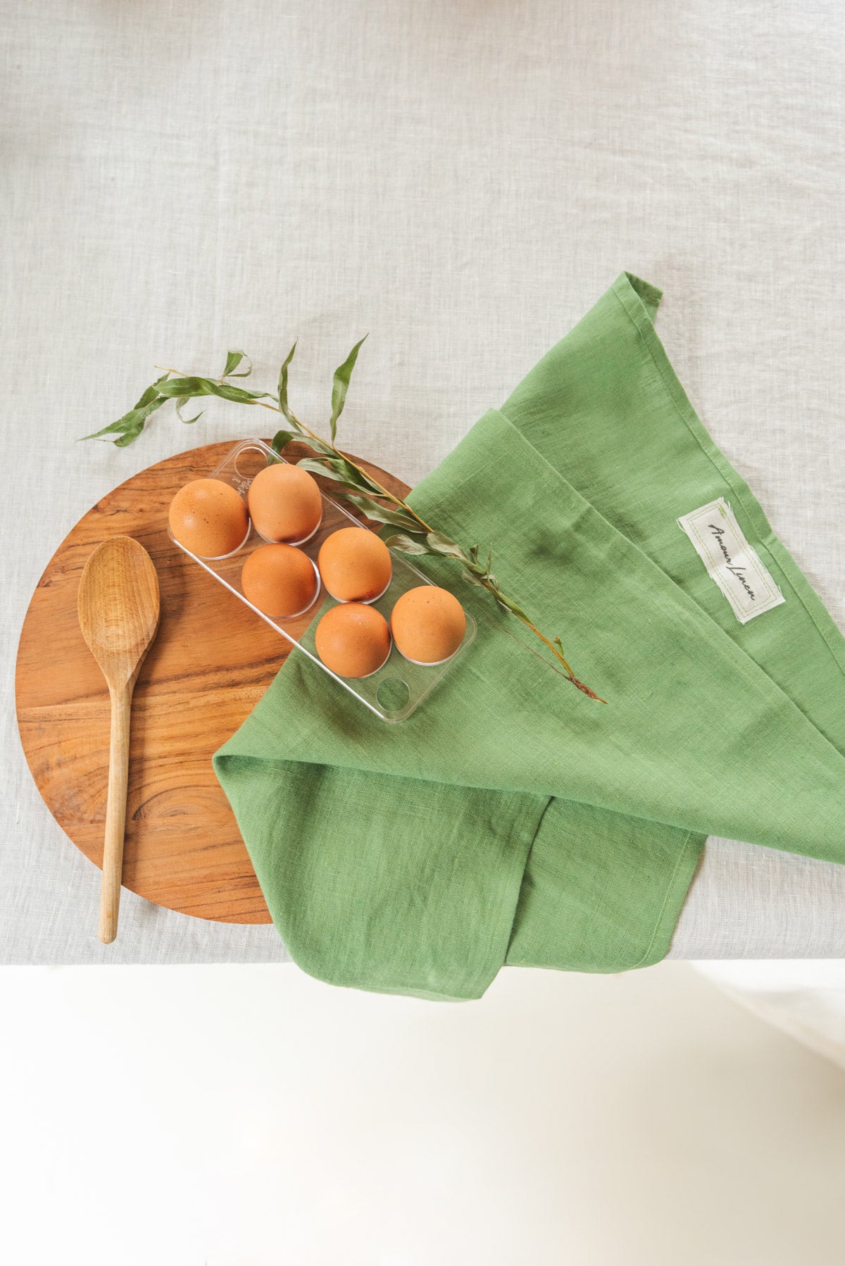 Linen placemats set of 2 in Matcha Green