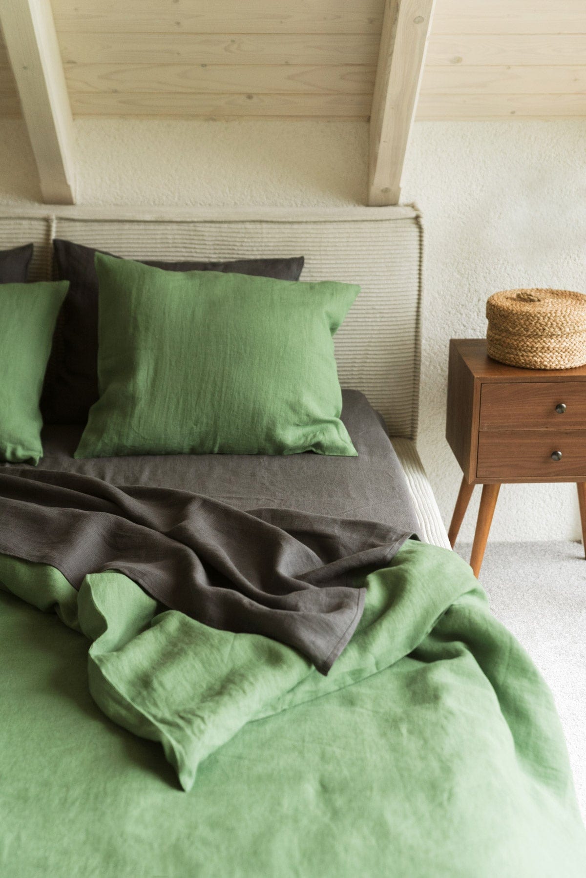 AmourLinen Linen pillowcases Linen pillowcase in Matcha Green Linen pillowcase in Matcha Green