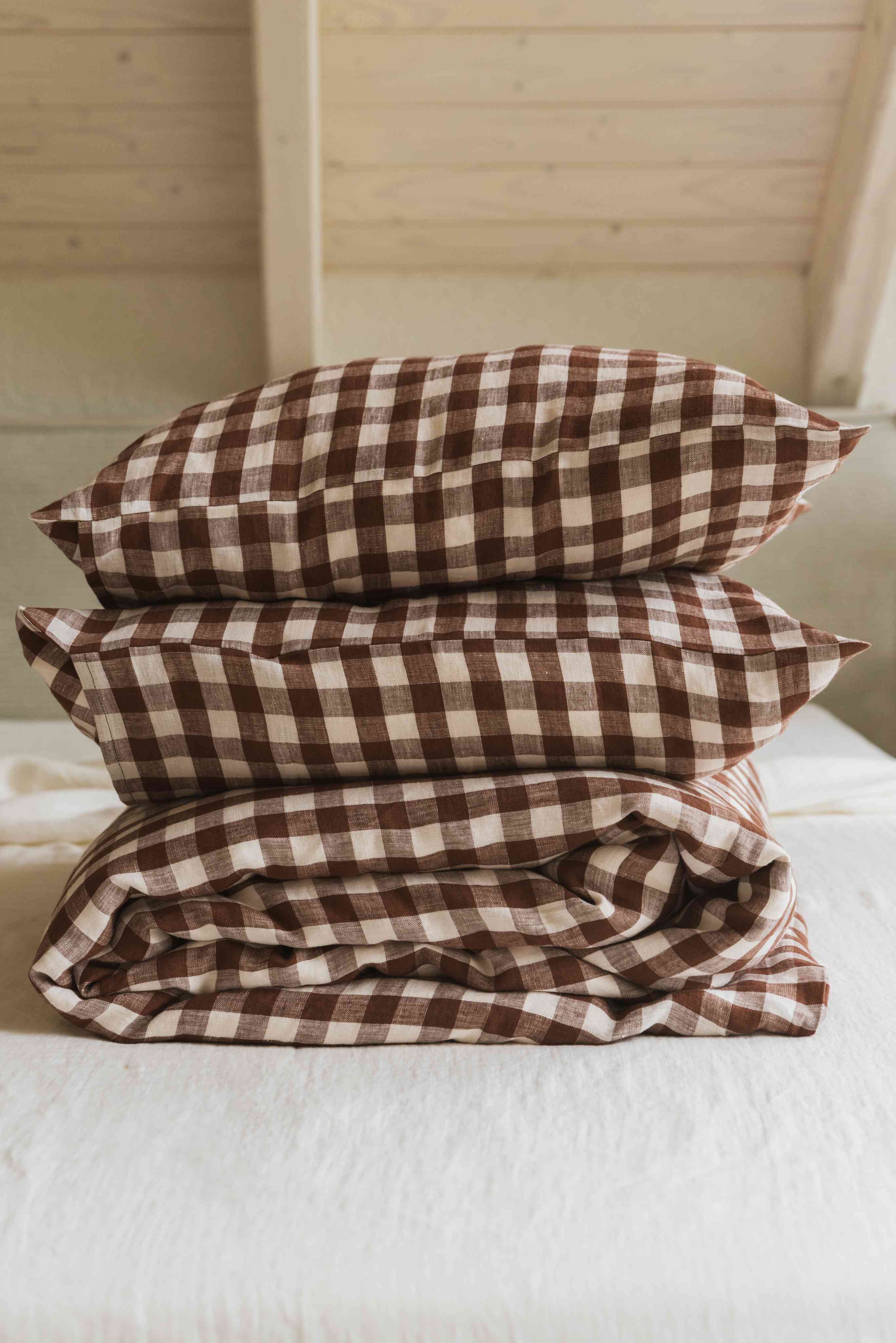 AmourLinen Linen bedding set Linen bedding set in Mocha Gingham Linen bedding set in Mocha Gingham