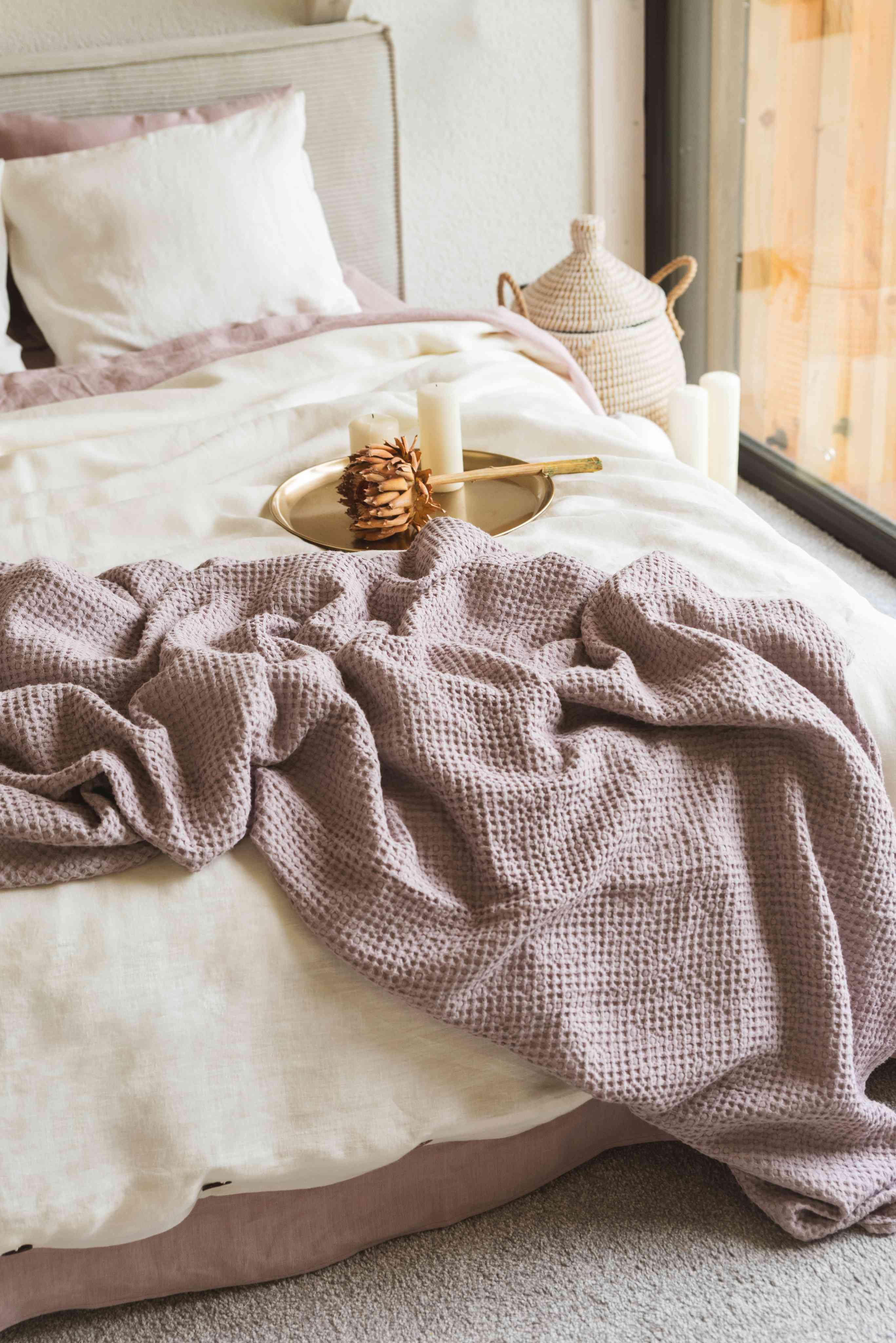 Linen waffle blanket in Dusty Rose