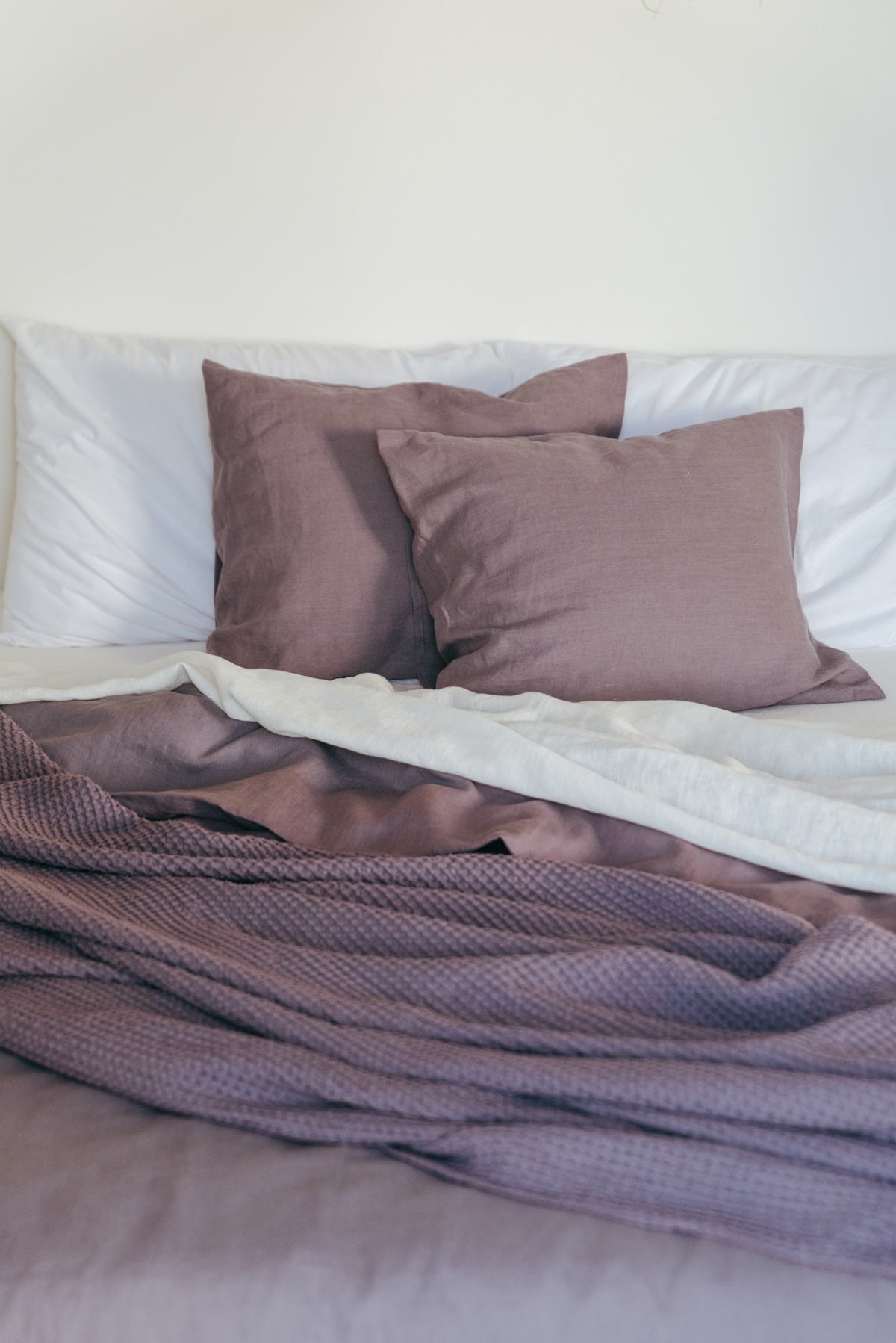 Linen pillowcase in Dusty Lavender