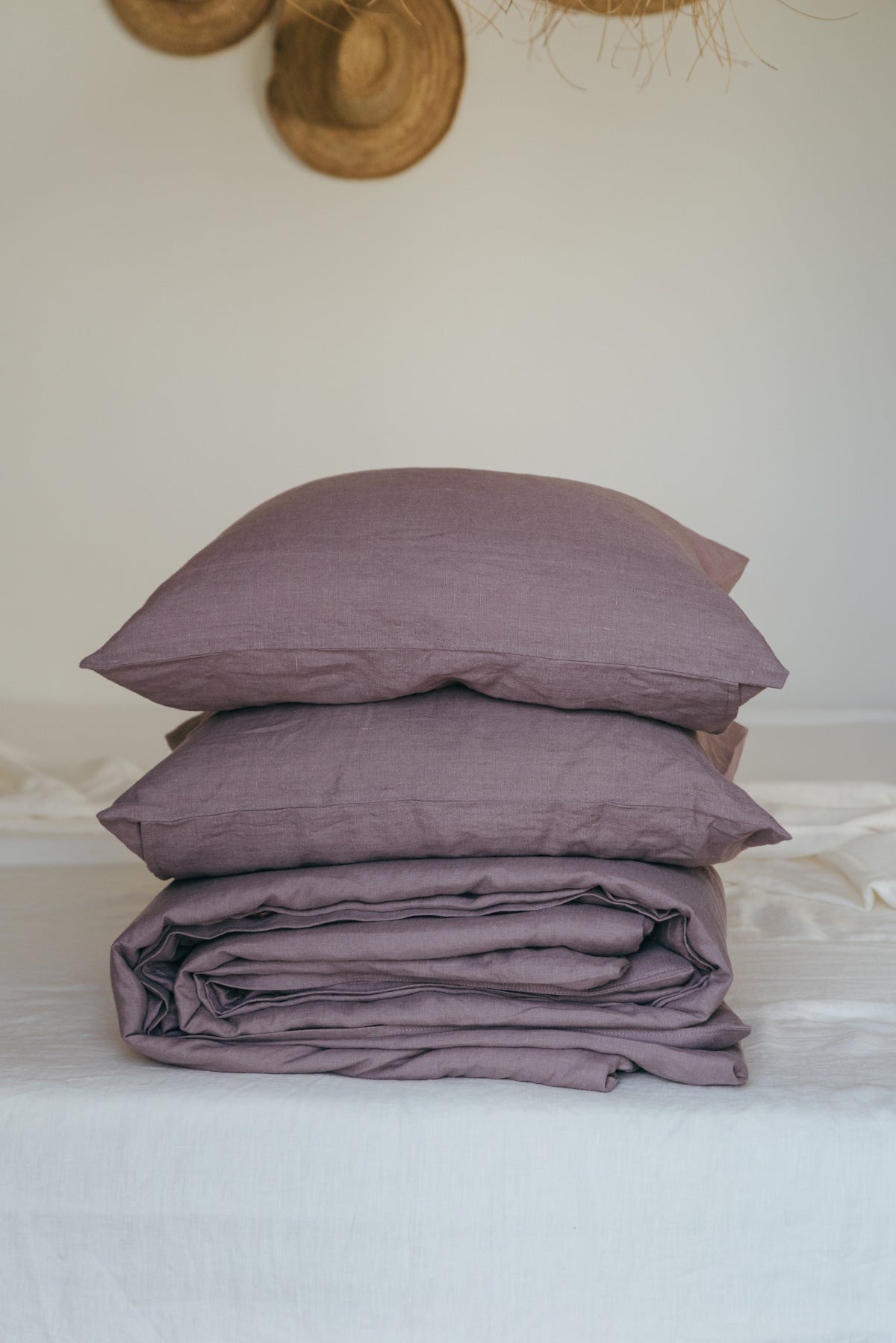 Linen bedding set in Dusty Lavender