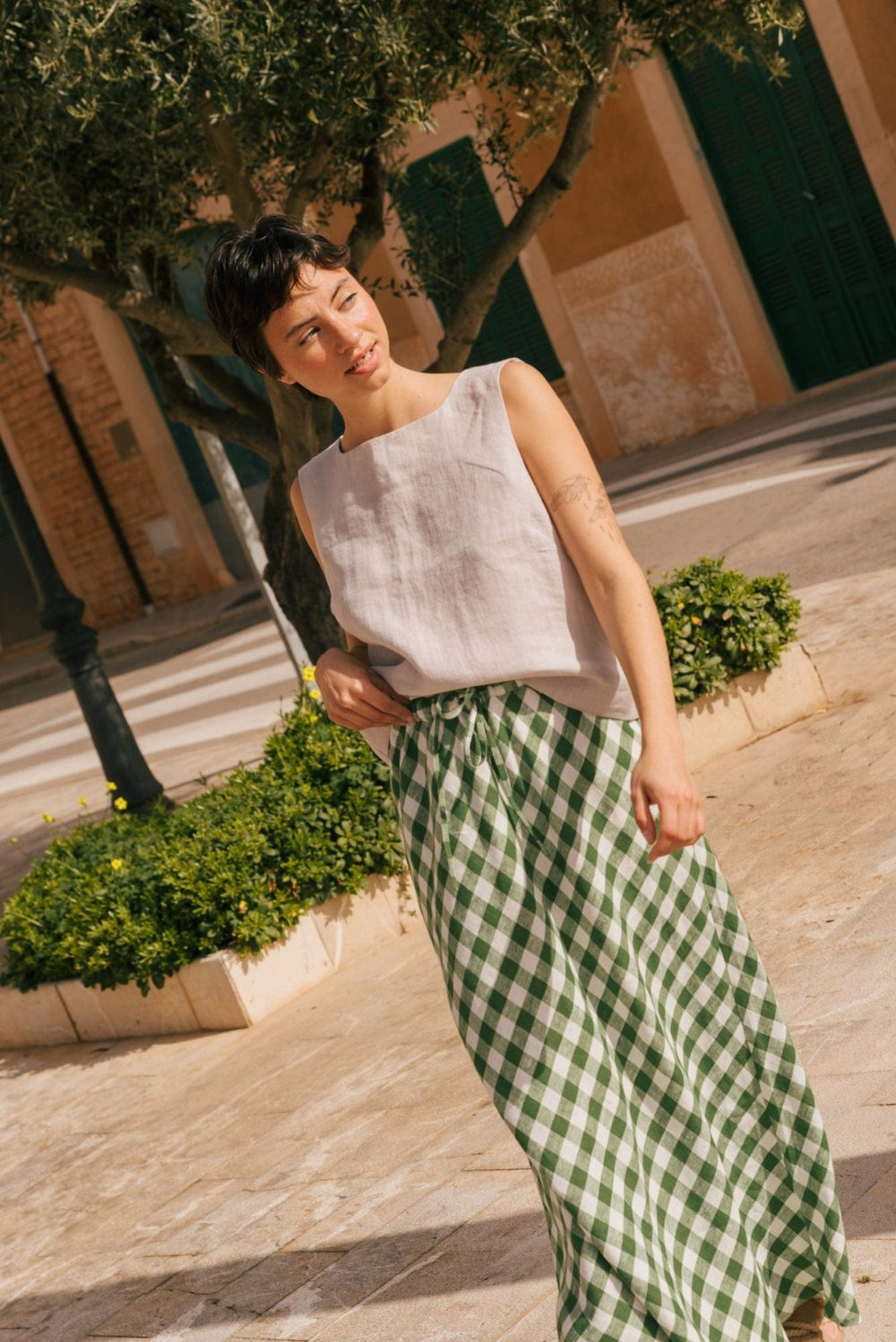 CIARA Linen Slip Skirt | Viva Magenta