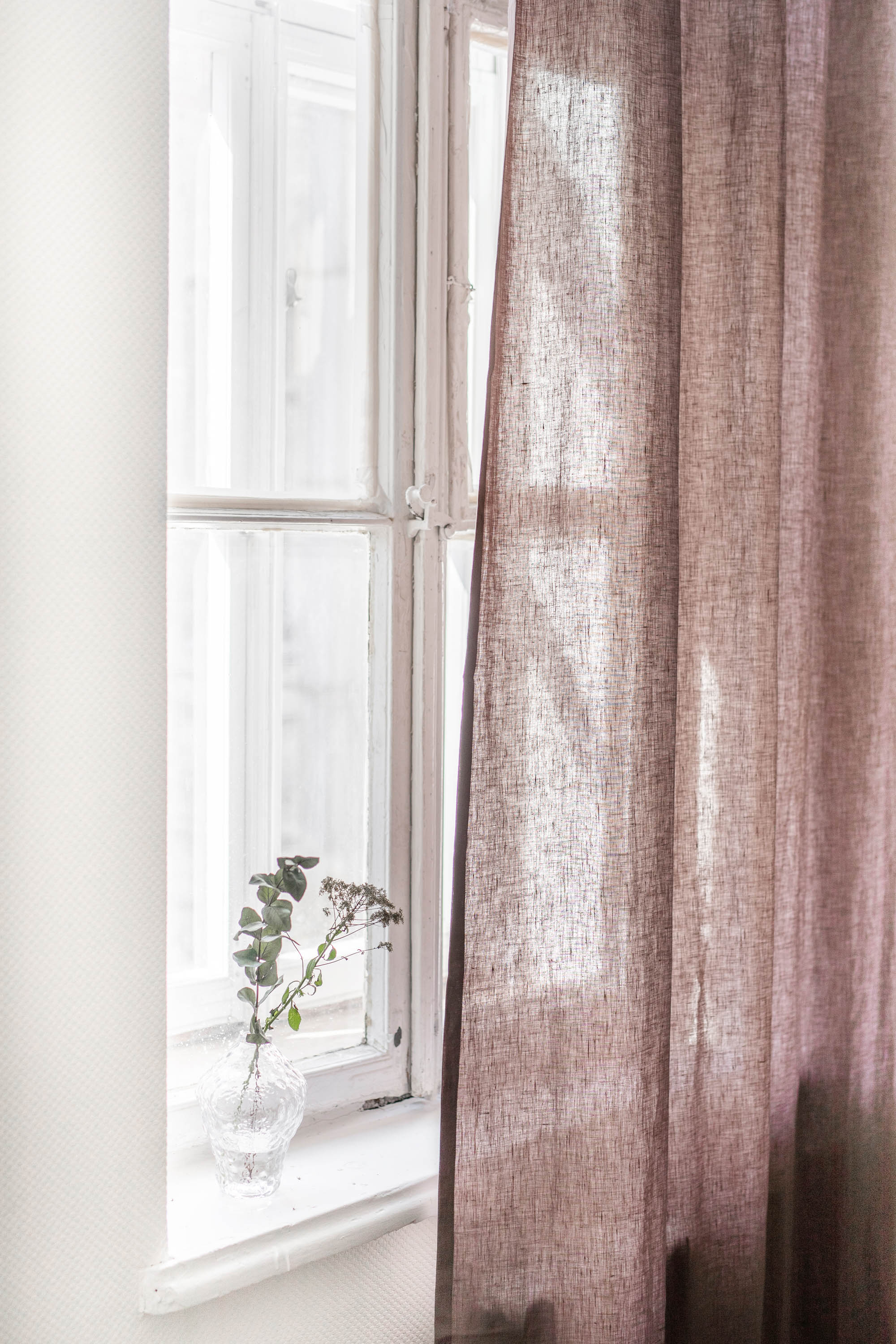 Tie top linen curtain in Rosy Brown