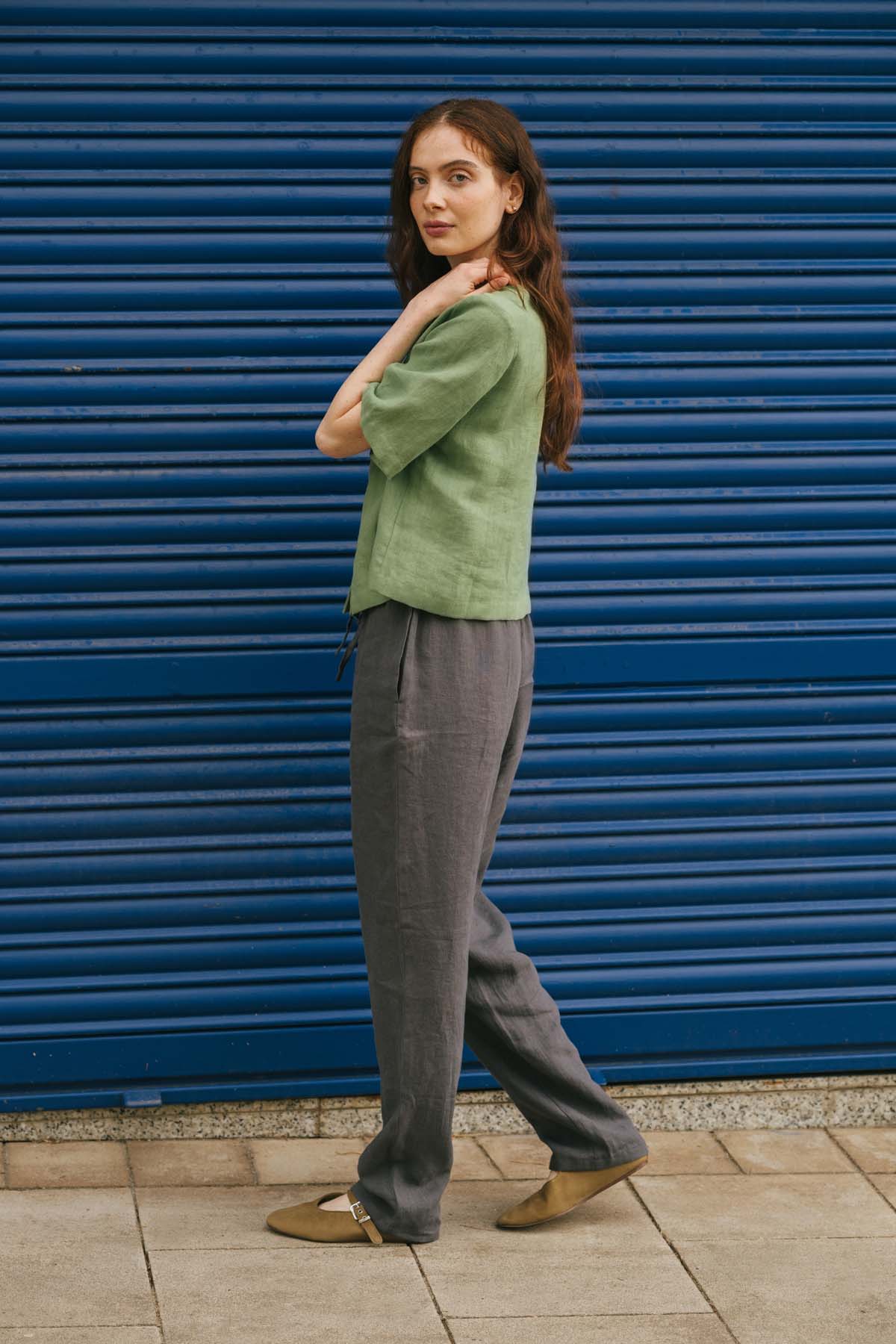 Malmo straight linen pants in Charcoal