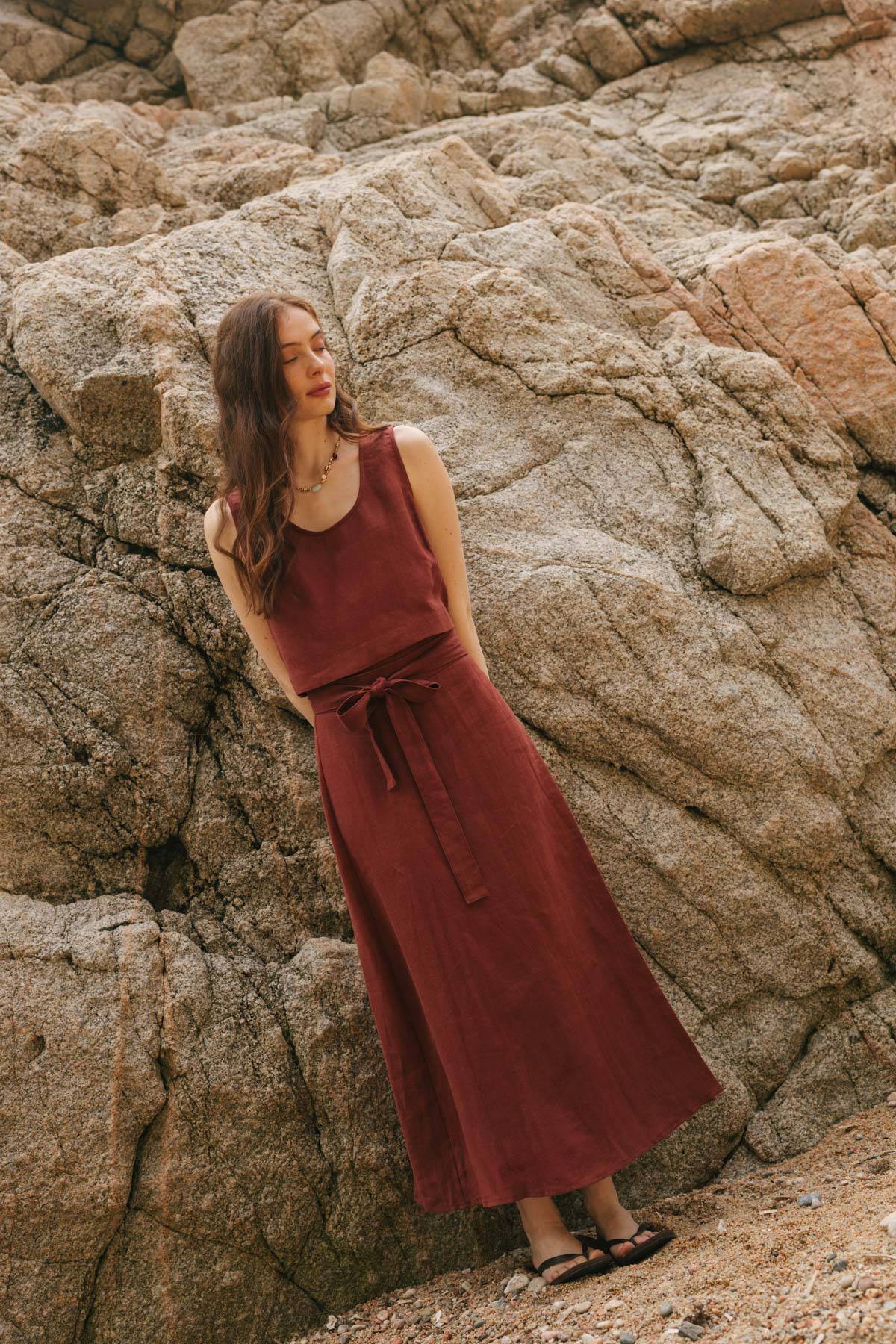 Pippa sleeveless linen crop top in Terracotta