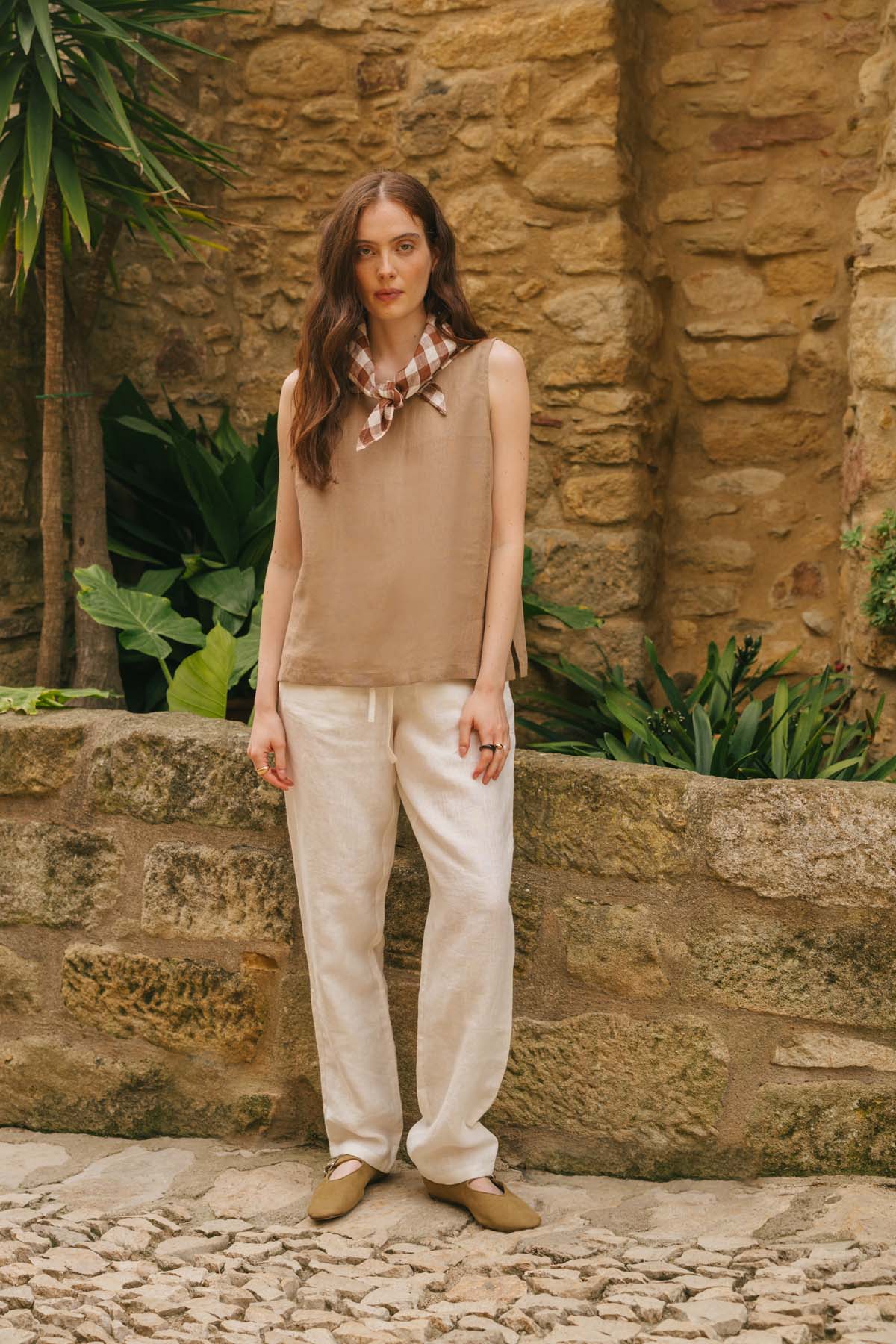 Colette classic linen top in Rosy Brown