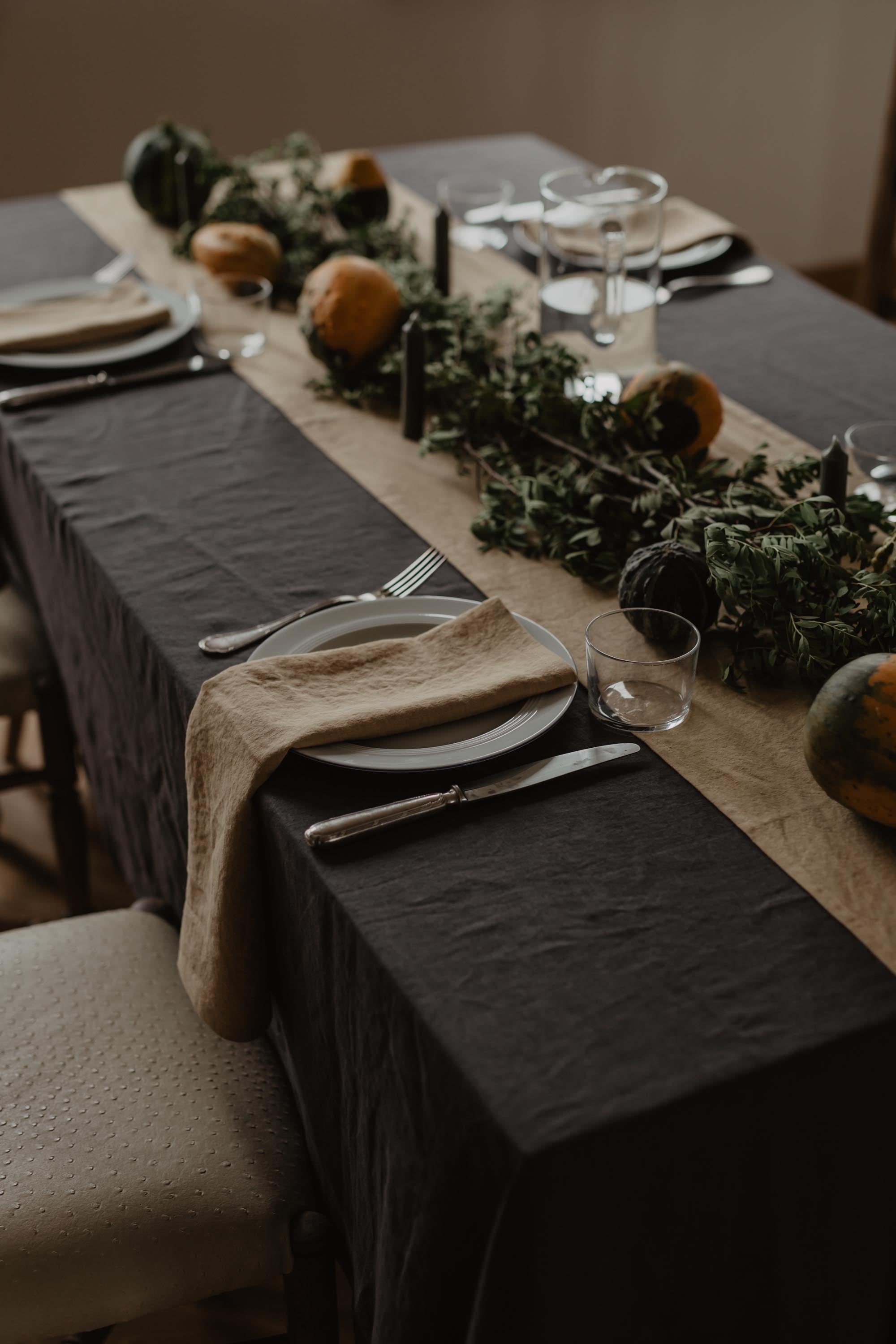 Close up Of Set Dinner Table With Charcoal Linen Tablecloth By Amourlinen