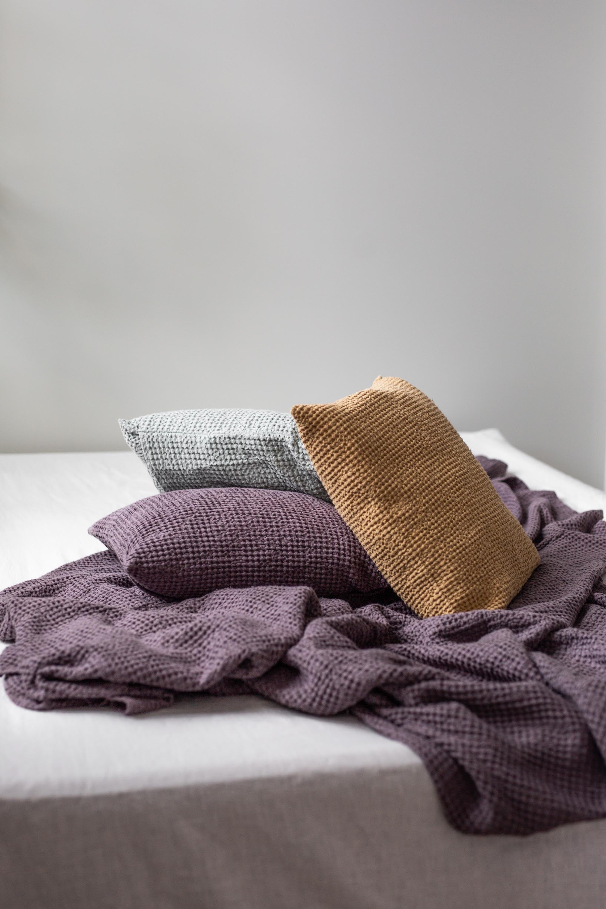 Lilac 2025 bed throw