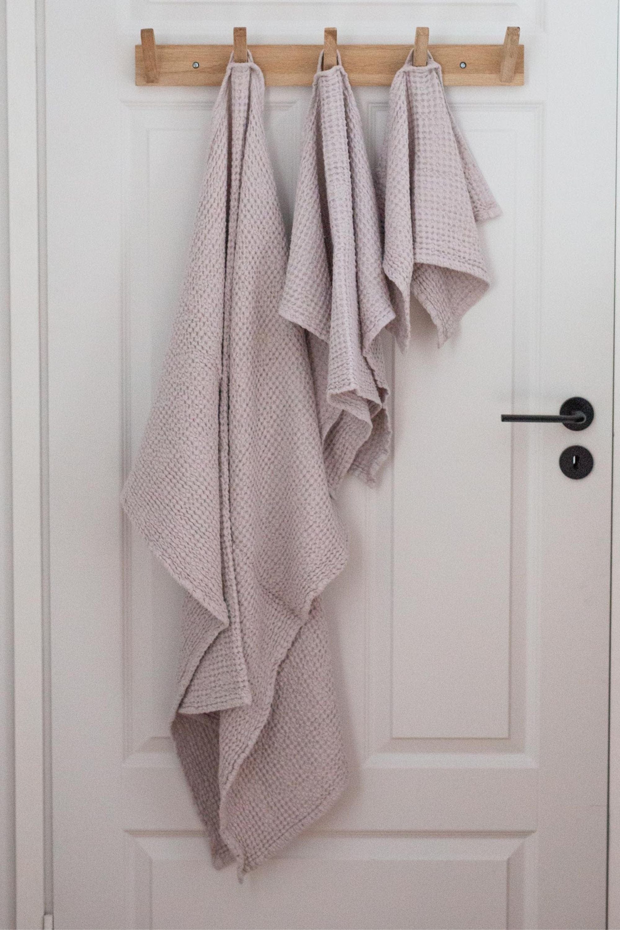 Set of cheapest 2 - Large linen waffle bath towel / Washed linen bath sheet / READY TO SHIP